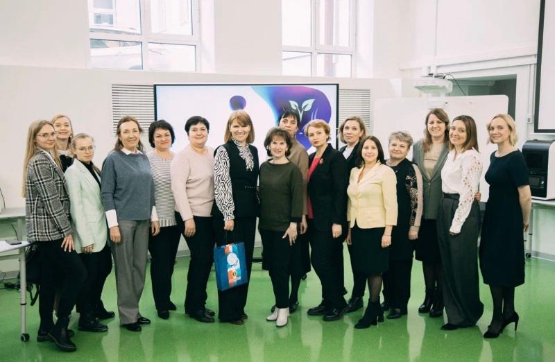 Маргарита Пушина с педагогами из Хабаровска
